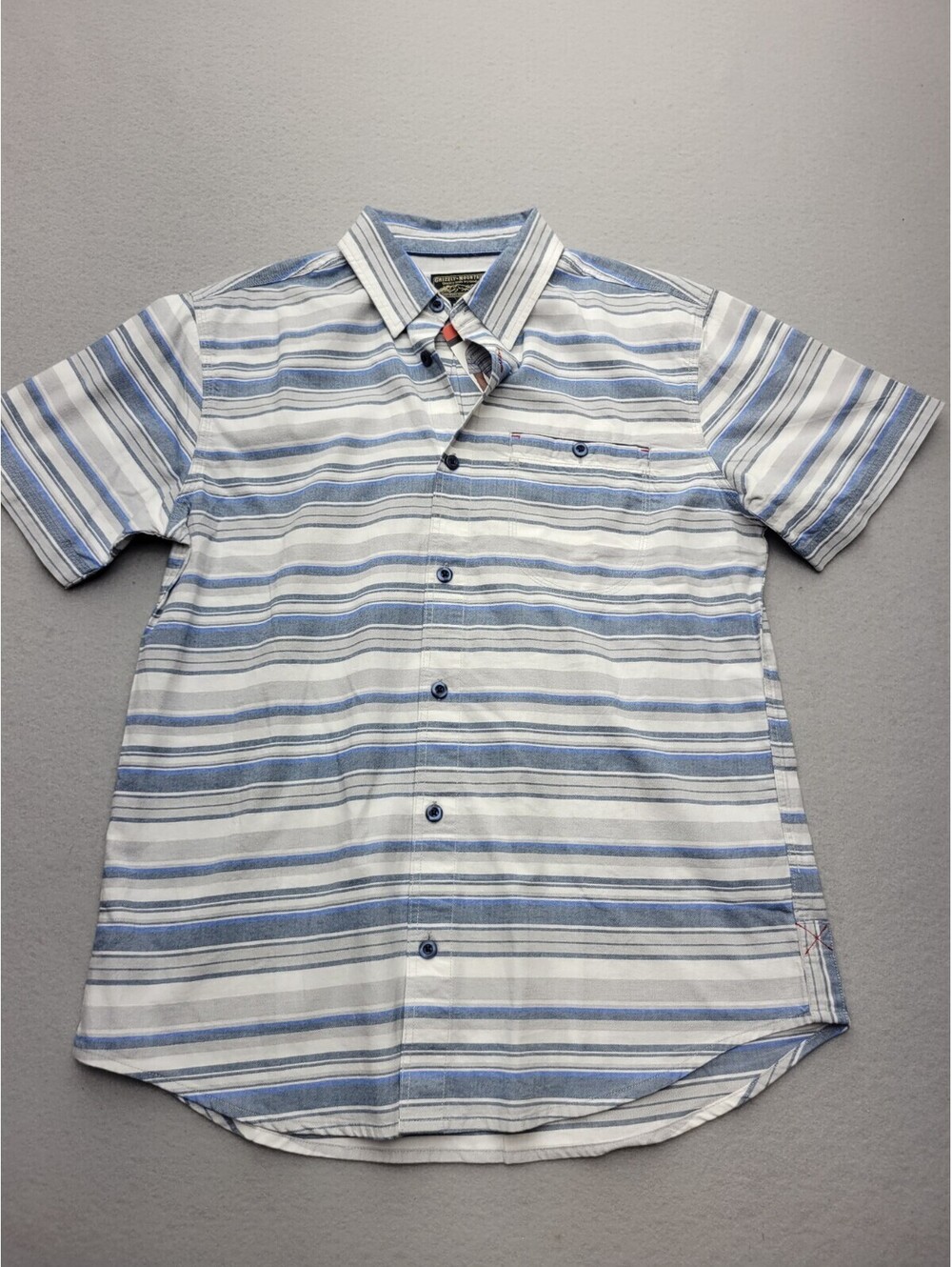 GrizzlyMountainMenButton-Up Medium Button-Down Shirt Blue Short Sleeve Striped
